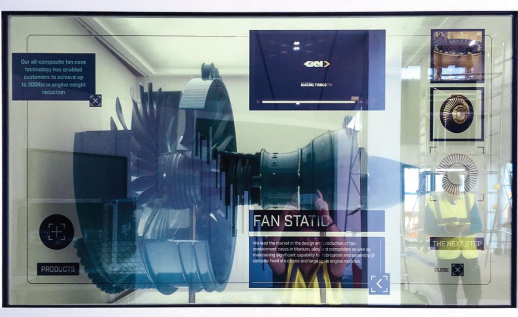 Transparent screen museums